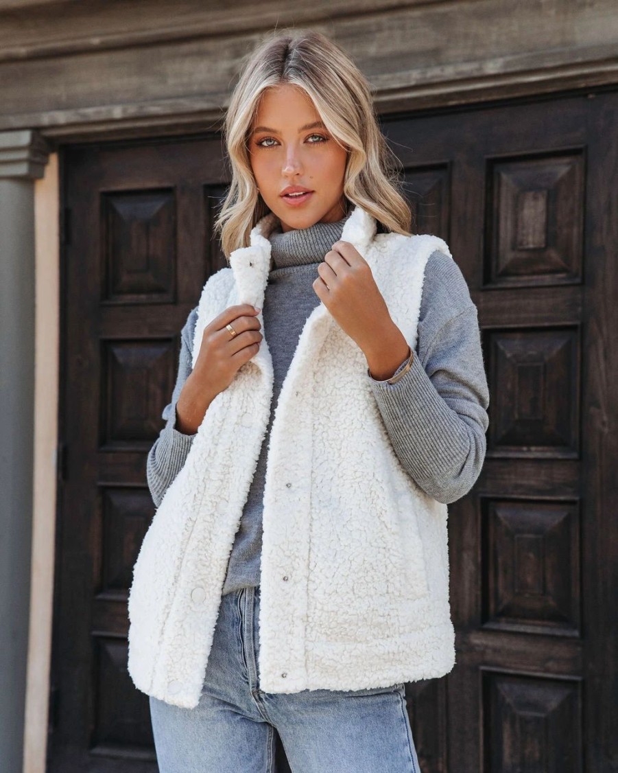 Coats & Jackets * | Wish-001 Paulette Pocketed Sherpa Vest Ivory Final Sale